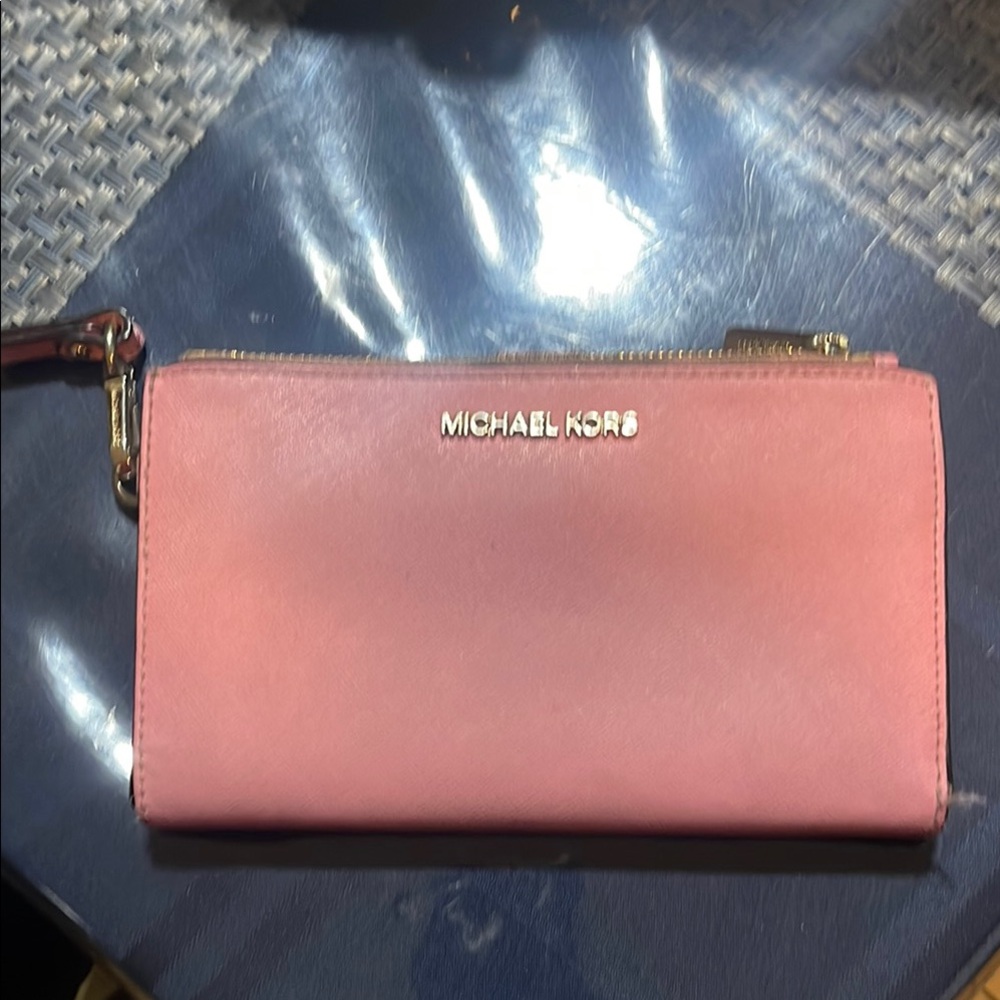 Michael Kors Pink Wallet
